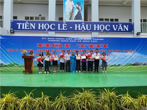 Hội thi vòng chung kết cấp Quận Hội thi “Học sinh, sinh viên Thành phố với pháp luật” năm học 2019 – 2020