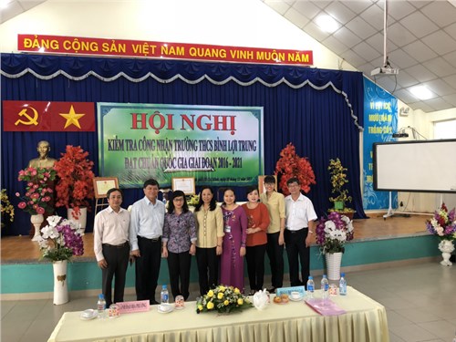 SGD TP Hồ Chí Minh Kiểm tra công nhận trường THCS Bình Lợi Trung đạt chuẩn Quốc gia