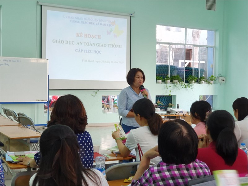 Chuyên đề An toàn giao thông ngày 26/11/2019 tại trường TH Bế Văn Đàn
