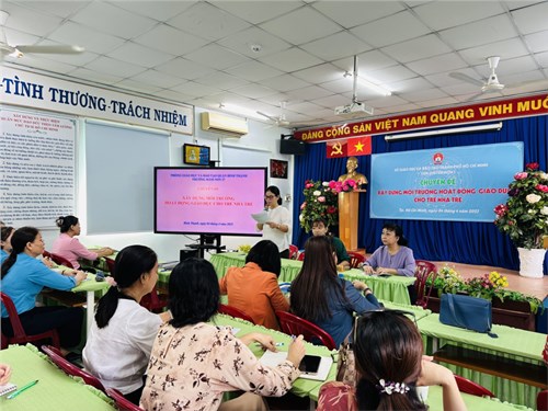 Chuyên đề  Xây dựng môi trường giáo dục cho trẻ Nhà trẻ 