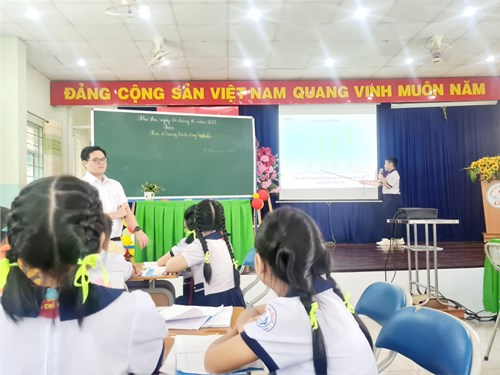 Chuyên đề  Dạy giải bài toán cho học sinh lớp 4 theo hướng Phát triển năng lực 