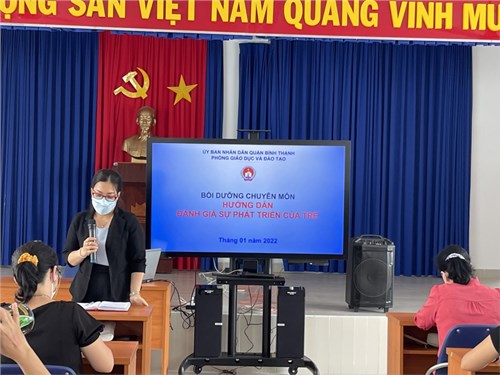 Bồi dưỡng chuyên môn  Trường Mầm non lấy trẻ làm trung tâm - Theo dõi đánh giá sự phát triển của trẻ 