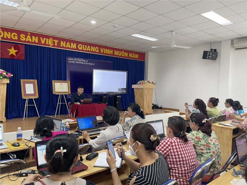 Tập huấn phần mềm lập kế hoạch giáo dục
