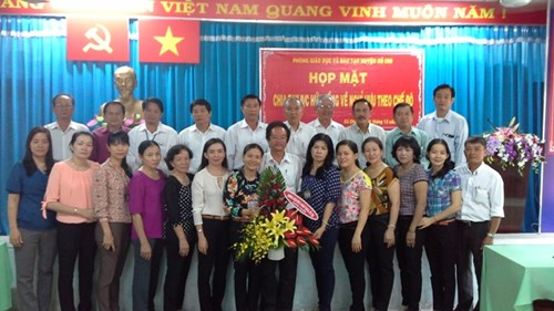 Buổi họp mặt chia tay Đ/c Hứa Hồng - Chuyên viên Phòng GDĐT