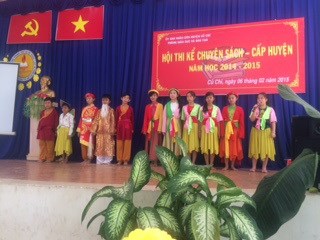 Phòng Giáo dục và đào tạo huyện tổ chức Hội thi  Kể chuyện sách- cấp huyện  năm học 2014-2015