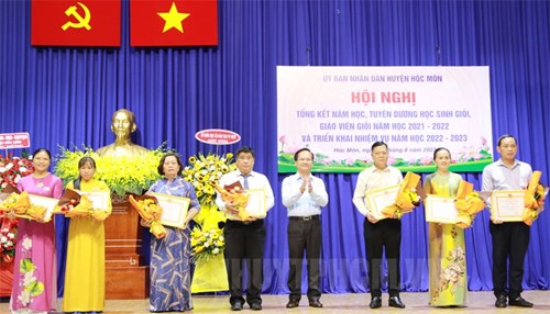 Huyện Hóc Môn: Đẩy mạnh công tác xây dựng trường học đạt chuẩn Quốc gia.
