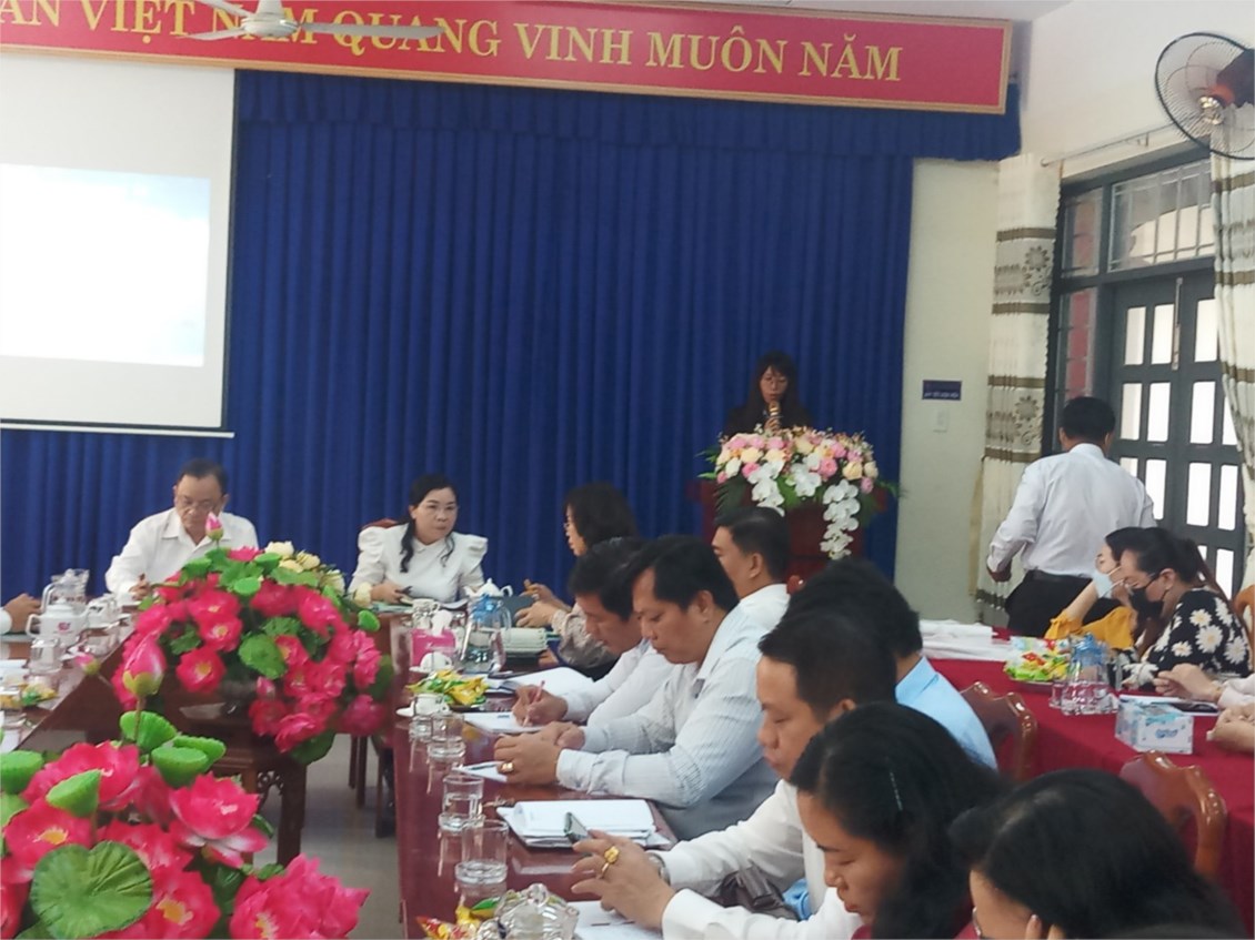 Họp với Đoàn Thanh tra Sở Giáo dục về thanh tra công tác quản lý nhà nước và pháp luật về giáo dục và đào tạo của Phòng Giáo dục và Đào tạo huyện Nhà Bè