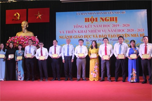 Hội nghị tổng kết năm học 2019-2020 và triển khai nhiệm vụ năm học 2020-2021 của ngành GD-ĐT huyện Nhà Bè