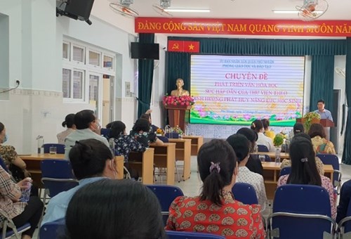 Chuyên đề phát triển văn hóa đọc – sức hấp dẫn của thư viện theo định hướng phát huy năng lực học sinh