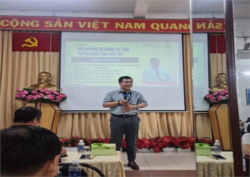 Tập huấn “Bồi dưỡng kĩ năng tư vấn tuyển sinh vào lớp 10”