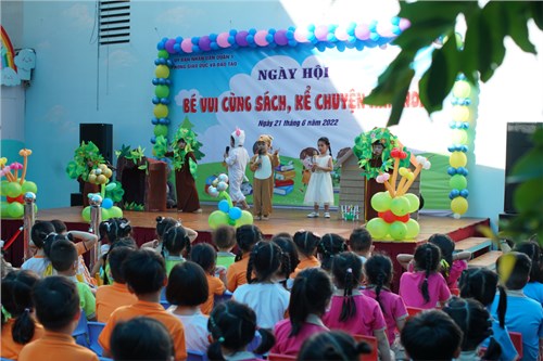 Ngày hội “bé vui cùng sách, kể chuyện mầm non” năm học 2021 - 2022