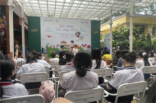 Hội thi “Lớn lên cùng sách” cấp quận năm học 2022-2023