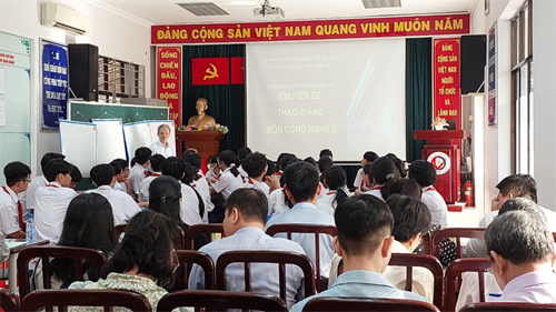 Vận dụng linh hoạt một số phương pháp dạy học để dạy tốt môn Công nghệ lớp 8: Truyền và biến đổi chuyển động