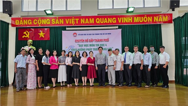 Chuyên đề “Dạy Tin học 4 theo hướng phát triển năng lực học sinh”
