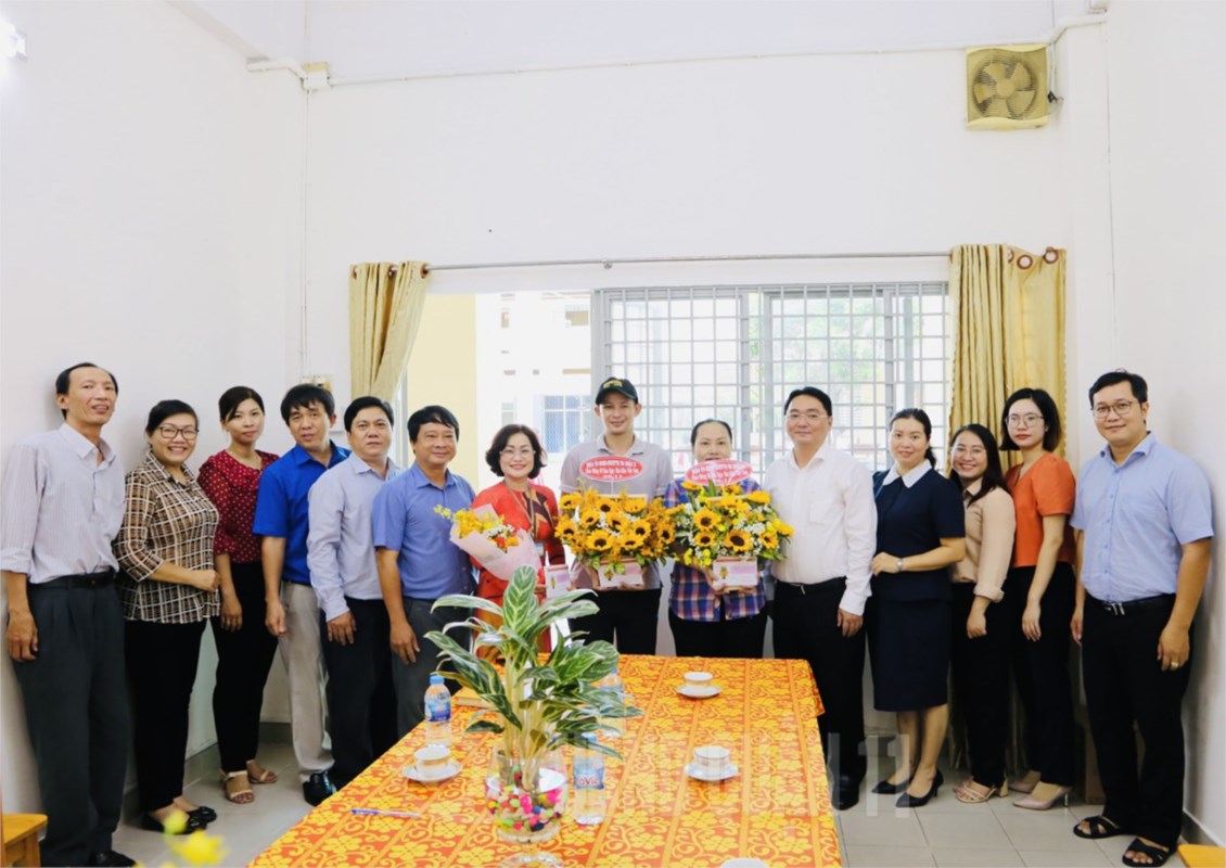 Nhấn vào ảnh để phóng to