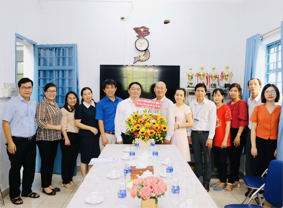 Nhấn vào ảnh để phóng to