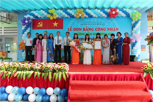 Lễ trao Quyết định và đón nhận Bằng công nhận Trường Mầm non Bông Sen đạt Chuẩn Quốc gia mức độ 1 và Giấy chứng nhận kiểm định chất lượng giáo dục cấp độ 2