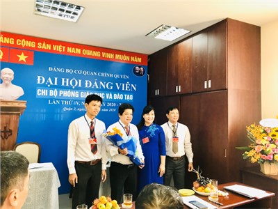 Đại hội Chi bộ Phòng Giáo dục và Đào tạo Quận 2 nhiệm kỳ 2020 – 2022