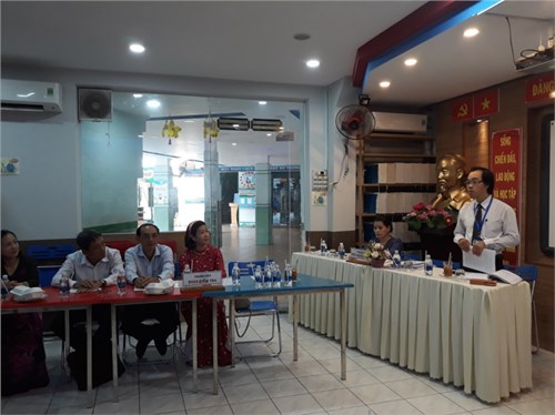 Kiểm tra thực hiện các chuyên đề của trường Tiểu học Trần Quang Diệu