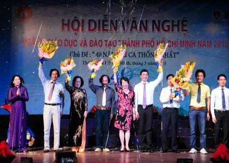 10/03/2015 : Giáo dục Quận 5 tham gia Hội diễn Văn nghệ ngành Giáo dục thành phố Hồ Chí Minh