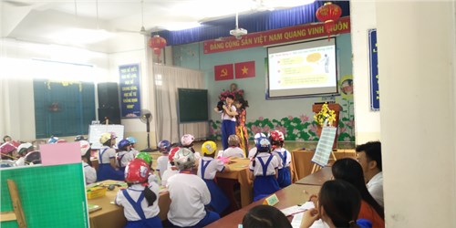 Chuyên đề  an toàn giao thông cho nụ cười trẻ thơ 