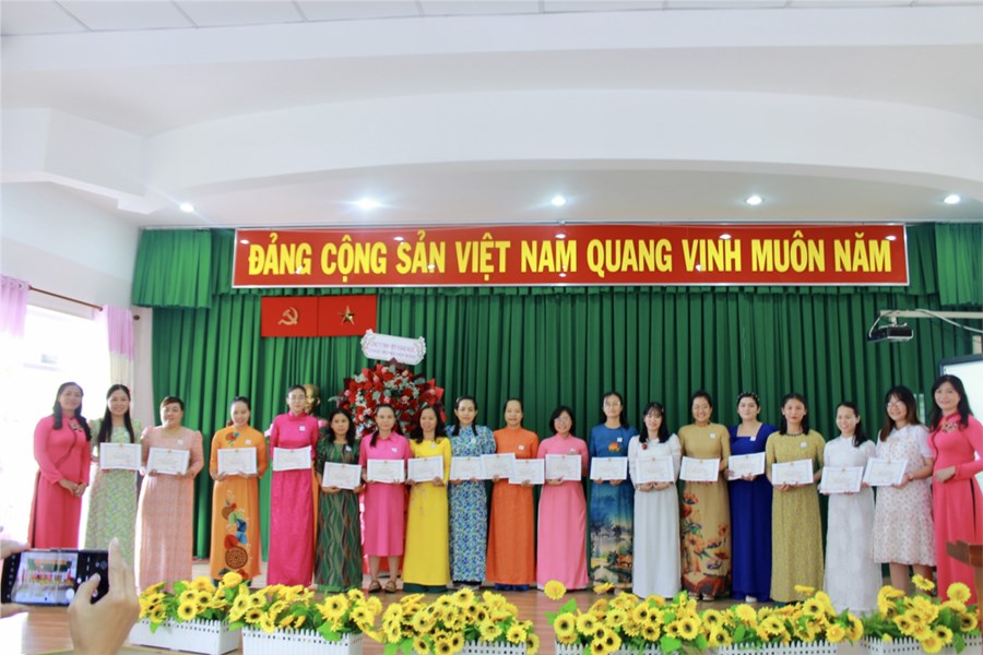 Nhấn vào ảnh để phóng to