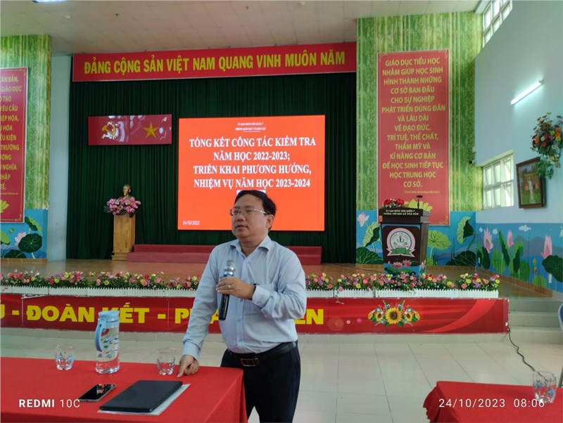 Phòng Giáo dục và Đào tạo đã tổ chức thành công Hội nghị tổng kết công tác kiểm tra năm học 2022-2023; triển khai phương hướng, nhiệm vụ nhăm học 2023-2024 và tập huấn Luật thực hiện Dân chủ cơ sở năm 2022