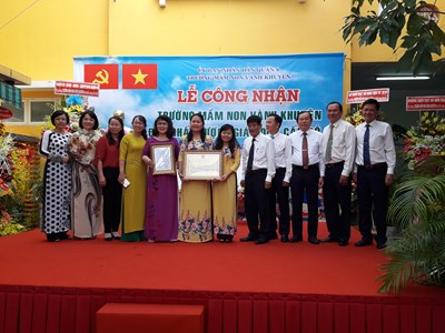 Trường Mầm non Vành Khuyên tổ chức Lễ công nhận Trường Mầm non đạt tiêu chuẩn chất lượng, cấp độ 3
