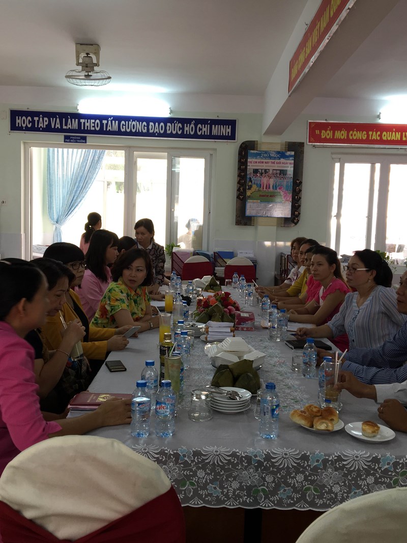 Sở Giáo dục và Đào tạo kiểm tra kỹ thuật trường mầm non đăng ký đạt chuẩn Quốc gia tại Trường Mầm non Thỏ Ngọc