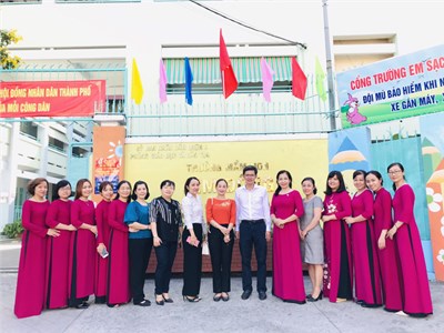 Trường mầm non Kim Đồng đón Đoàn Khảo sát sơ bộ công tác Kiểm định chất lượng Giáo dục