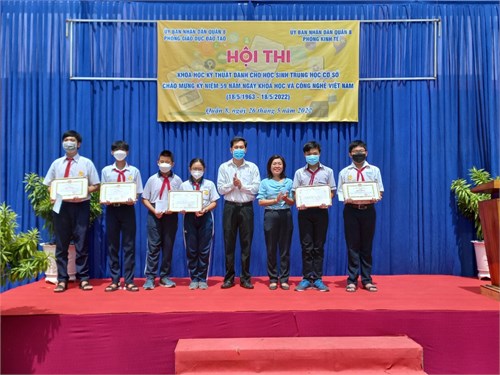 Cuộc thi “Khoa học kỹ thuật dành cho học sinh trung học cơ sở”
Chào mừng kỷ niệm 59 năm Ngày Khoa học và Công nghệ Việt Nam
(18/5/1963 – 18/5/2022)