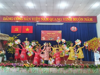 Văn nghệ Mừng Xuân - Mừng Đảng năm Canh Tý 2020