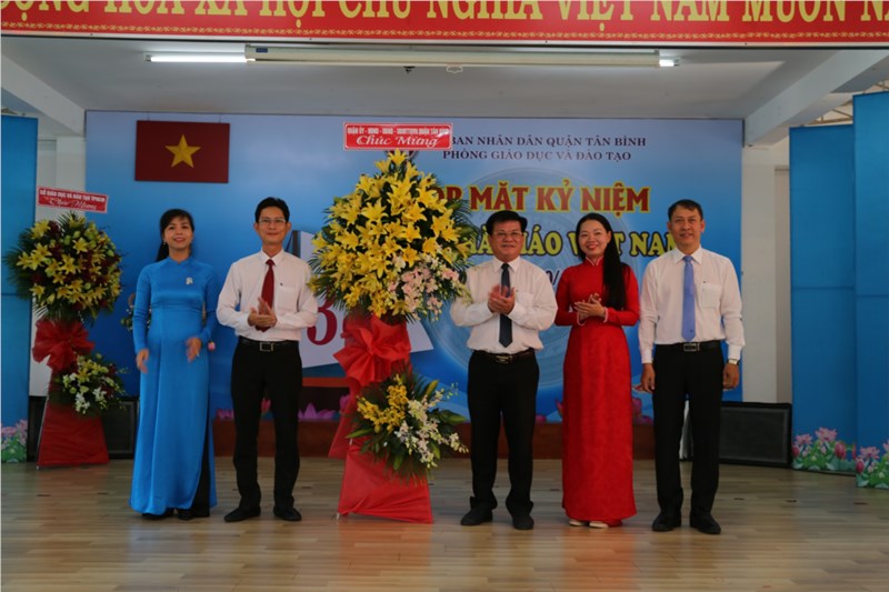 Họp mặt Kỷ niệm 38 năm ngày Nhà giáo Việt Nam (20/11/1982-20/11/2020)