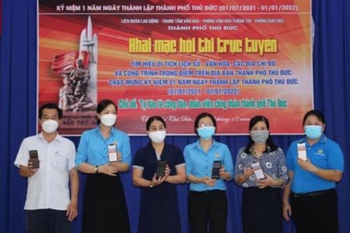 Về hội thi trực tuyến tìm hiểu
di tích lịch sử-văn hóa, địa chỉ đỏ, công trình trọng điểm
