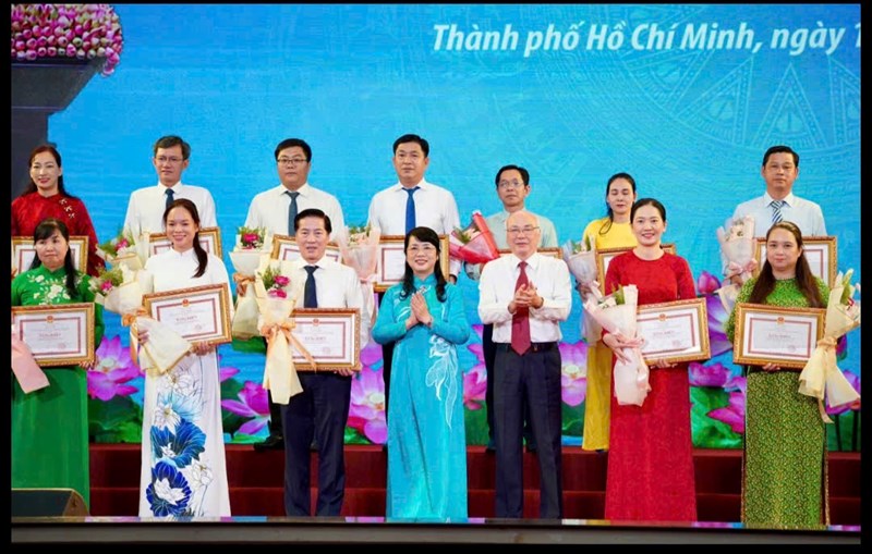 Học Bác, nêu cao tinh thần trách nhiệm để bước vào kỷ nguyên vươn mình