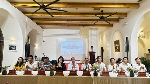 Hội nghị gặp gỡ, đối thoại giữa lãnh đạo Quận ủy - Ủy ban nhân dân Quận 8 với Hiệu trưởng các cơ sở trên địa bàn, chuẩn bị năm học 2024 - 2025