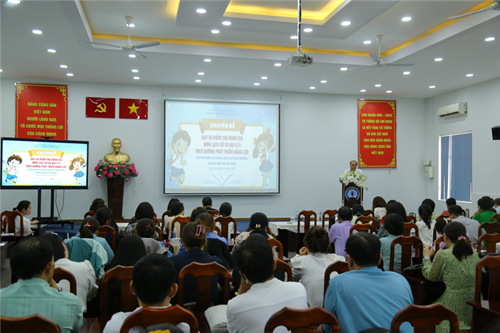 Chuyên đề “Dạy và kiểm tra đánh giá môn Lịch sử và Địa lý 4 theo hướng phát triển năng lực và tích hợp nội dung giáo dục địa phương Thành phố Hồ Chí Minh”