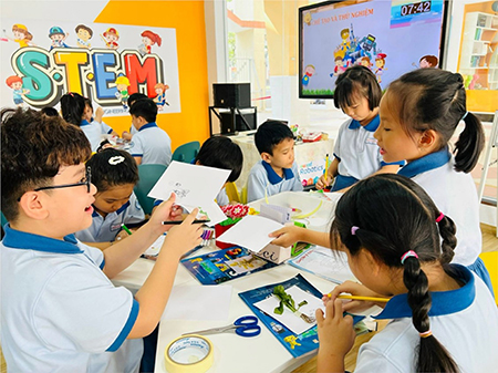 Quận 3 tổ chức tập huấn sử dụng AI hỗ trợ công tác giảng dạy cho giáo viên các trường tiểu học và trung học cơ sở