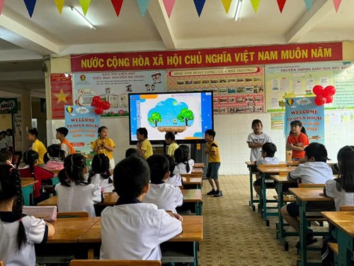 Chuyên đề Dạy học tiếng Anh lớp 1 qua Toán và Khoa học, với GV nước ngoài, ngày 20/12/2024