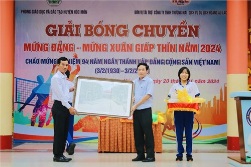 Giải bóng chuyền mừng đảng mừng xuân giáp thìn năm 2024.
