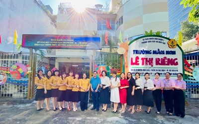 Khảo sát về Kiểm định chất lượng giáo dục và Chuẩn quốc gia đối với trường mầm non Lê Thị Riêng