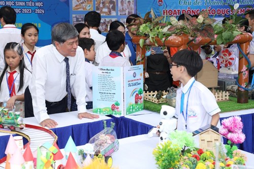 Phòng giáo dục và đào tạo quận 1 tham gia ngày hội giáo dục stem do sở giáo dục và đào tạo thành phố hồ chí minh tổ chức