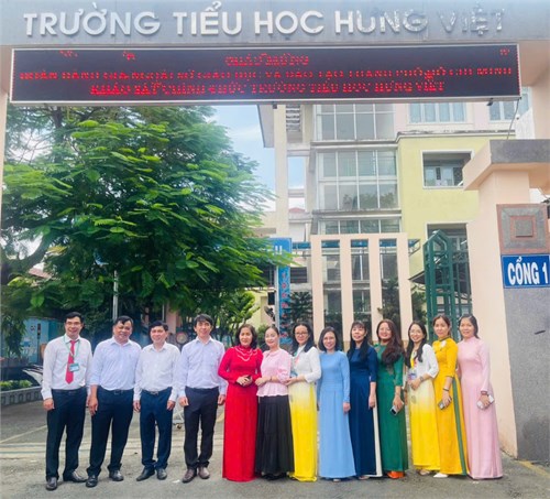 Trường tiểu học hưng việt đón đoàn khảo sát chính thức
về đánh giá chuẩn quốc gia mức độ 1