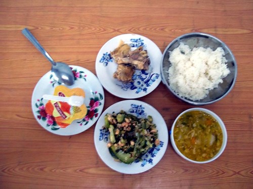 Chương trình tập huấn công tác tổ chức bữa ăn bán trú cho các trường tiểu học