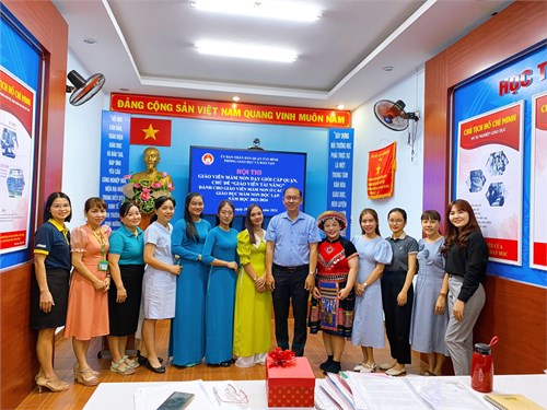Thực hiện Kế hoạch số 5339/KH-SGDĐT ngày 19 tháng 9 năm 2023 của Sở Giáo dục và Đào tạo về tổ chức Hội thi giáo viên mầm non dạy giỏi cấp thành phố chủ đề  Giáo viên tài năng  dành cho giáo viên mầm non ở các cơ sở giáo dục độc lập, năm học 2023-2024.