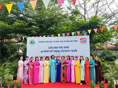 Tri ân nguyên lãnh đạo Phòng Giáo Dục Và Đào Tạo Huyện Hóc Môn - niềm tin 50 ngành giáo dục mãi sáng tươi và phát triển