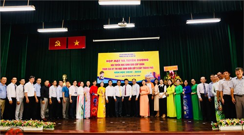 Họp Mặt
Đội tuyển Học sinh Giỏi cấp Quận
Tham dự kỳ thi Học sinh Giỏi cấp Thành Phố năm học 2024 - 2025