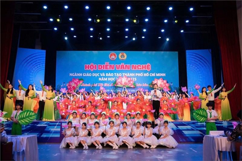 Phòng giáo dục và đào tạo quận 11 tham dự
hội diễn văn nghệ ngành giáo dục và đào tạo thành phố hồ chí minh 
năm học 2024 – 2025
