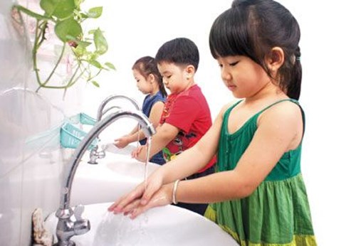 Tăng cường phòng, chống bệnh truyền nhiễm tại các đơn vị trường học trên địa bàn Quận 11 năm 2025